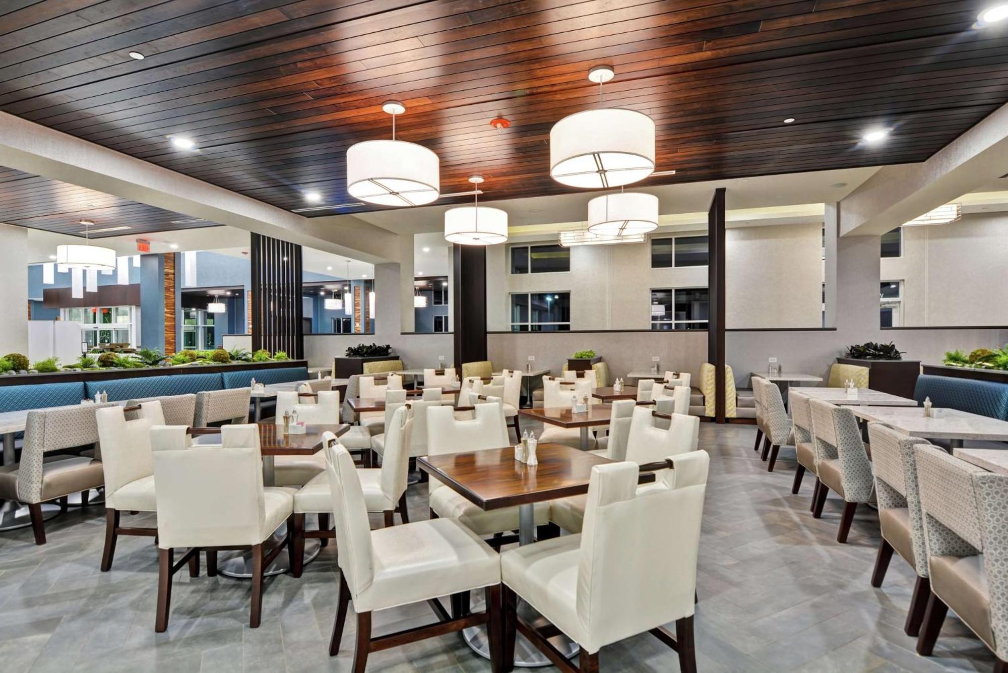Embassy Suites By Hilton Plainfield Indianapolis Airport Dış mekan fotoğraf